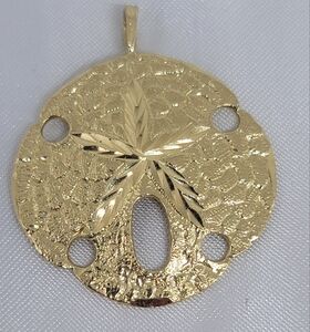 Pure 14k Yellow Gold Sandollar Pendant